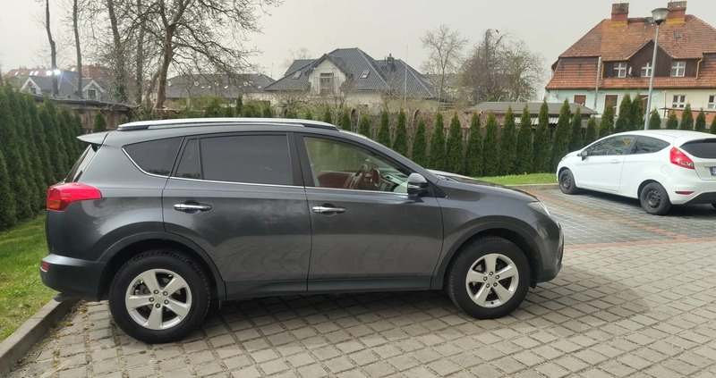 Toyota RAV4 cena 51900 przebieg: 168000, rok produkcji 2013 z Żary małe 466